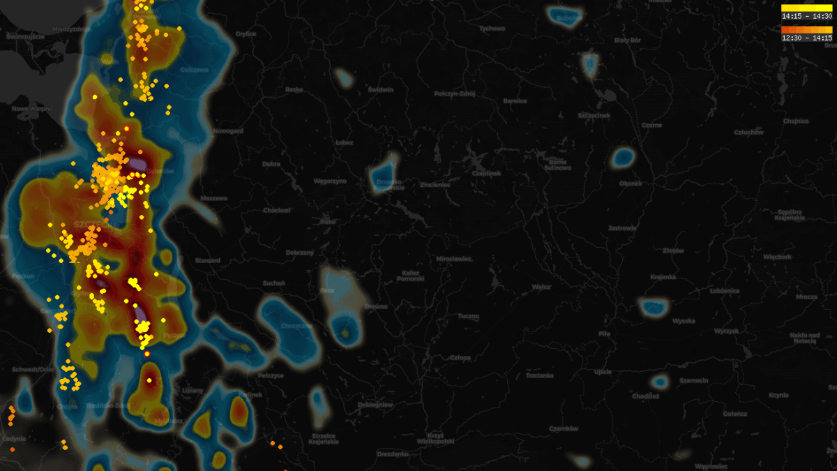 Ponad 800 wyładowań atmosferycznych na minutę