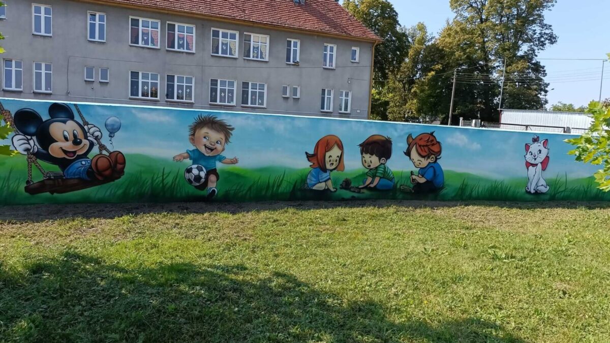 Mural w Przedszkolu Miejskim w Maszewie – sukces lokalnej społeczności