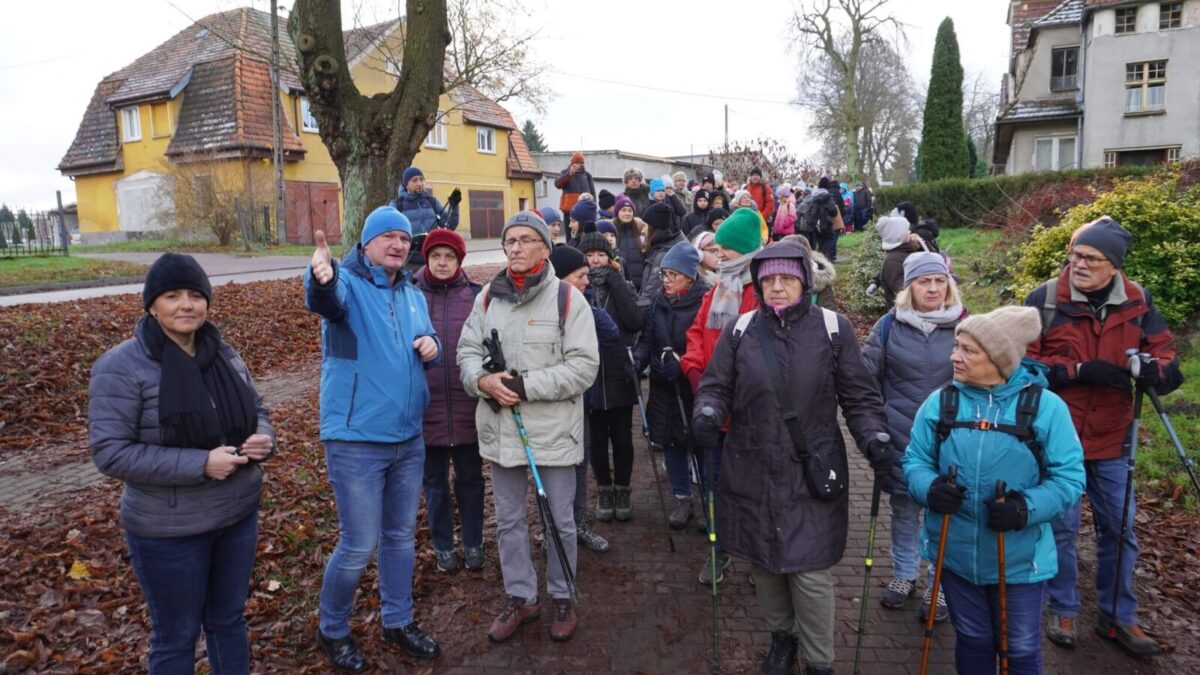 Ponad stu uczestników przemaszerowało szlakiem III Jesiennego Rajdu Maszewskiego